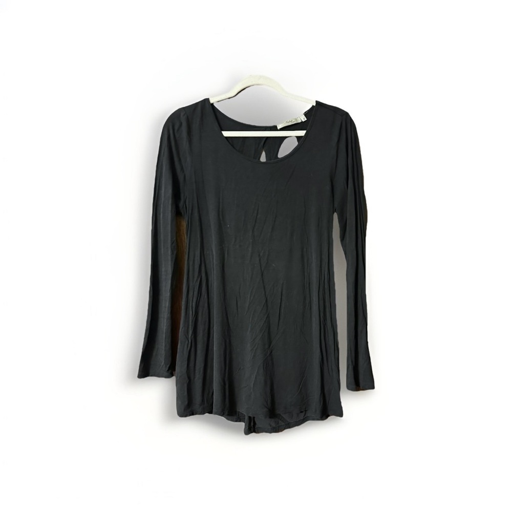 Andree Elegant Black Long Sleeve Tee